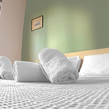 Central Apartment At Koukaki Area 아테네 외부 사진